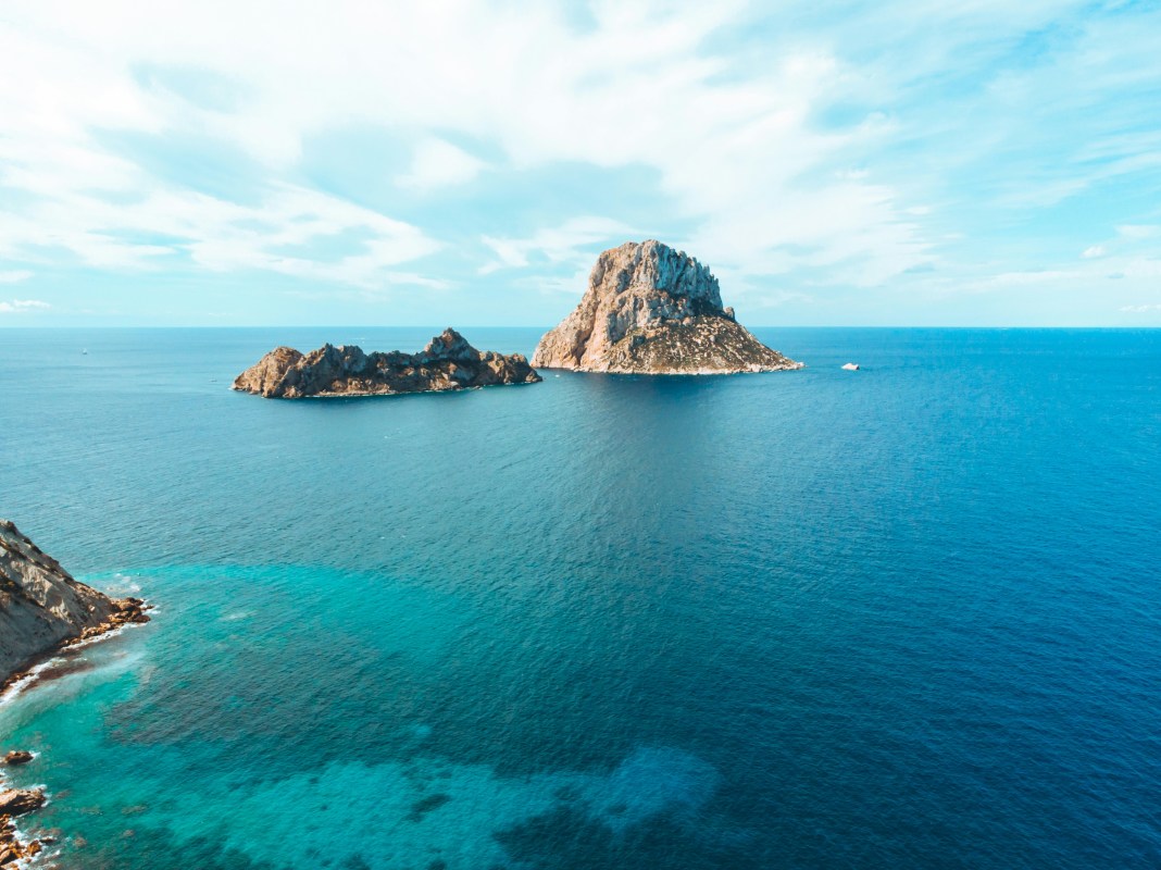 La police espagnole enquête sur Diplo pour "Illégal" Fête sur la plage protégée d'Ibiza : reportage