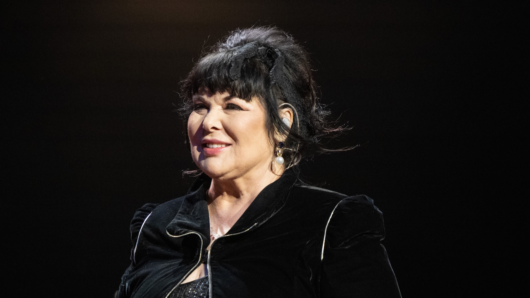 Heart Postpone All 2024 Tour Dates as Ann Wilson Undergoes Cancer Treatment