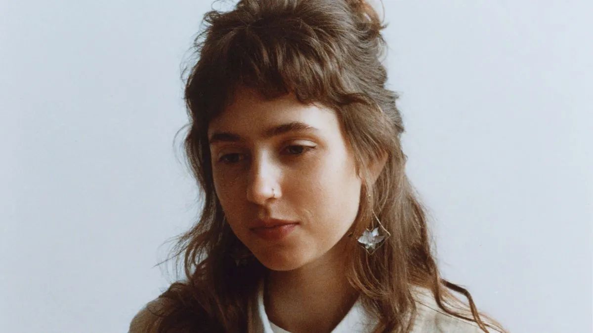 Clairo’s Charm Is Strangely Numb: Review