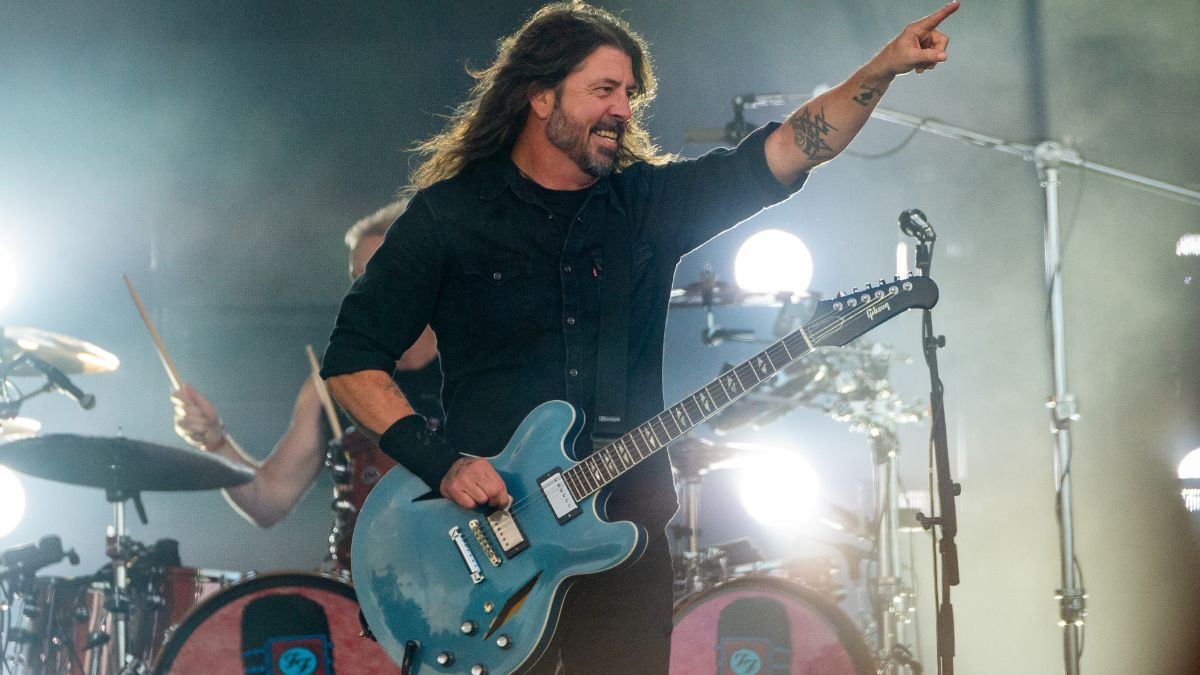 Evershort: How Foo Fighters Rocked New York Before the Rains