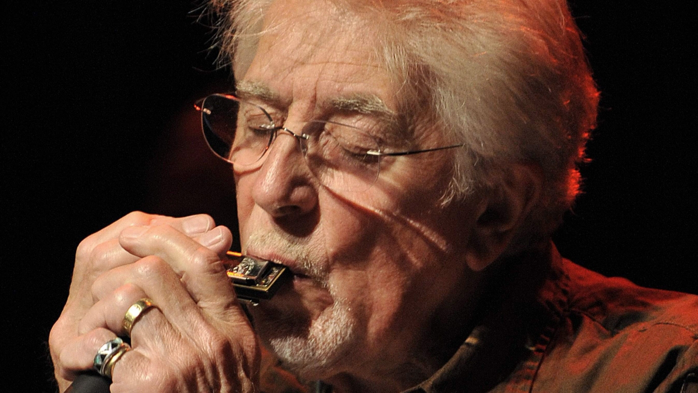 John Mayall, pionnier infatigable et influent du blues britannique, est décédé à l'âge de 90 ans : NPR