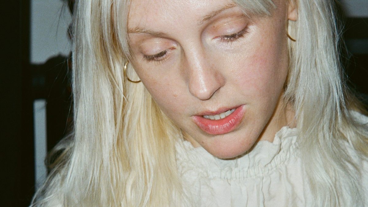 Laura Marling Announces New Album Patterns in Repeat, Releases Single “Patterns”: Stream