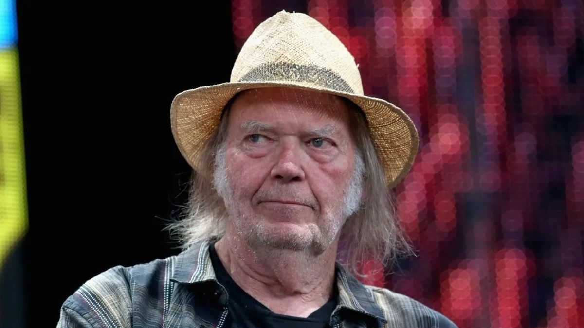 Neil Young Addresses Summer Tour Cancellation: “My Body Told Me Not to Do It”