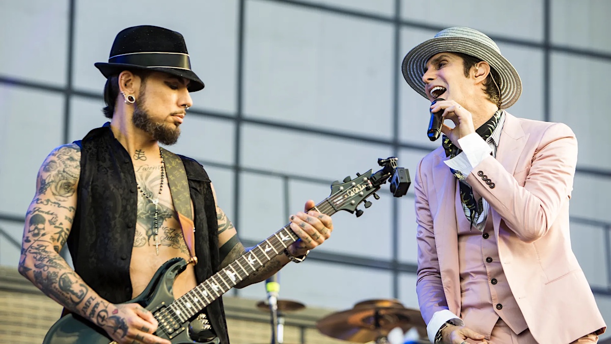 Dave Navarro Hints That Jane’s Addiction Are Over: “I Am Gutted That Things Ended This Way”