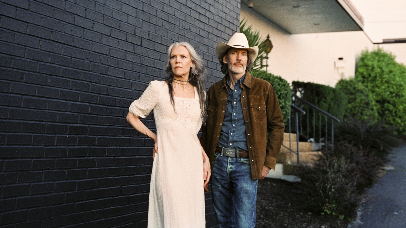 Dans « Woodland », Gillian Welch et David Rawlings se reconstruisent après le désastre : NPR