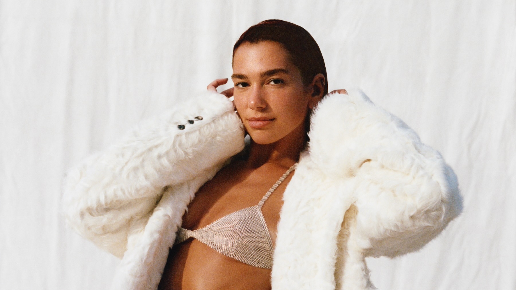 Dua Lipa annonce les dates de sa tournée américaine en 2025 : comment obtenir des billets