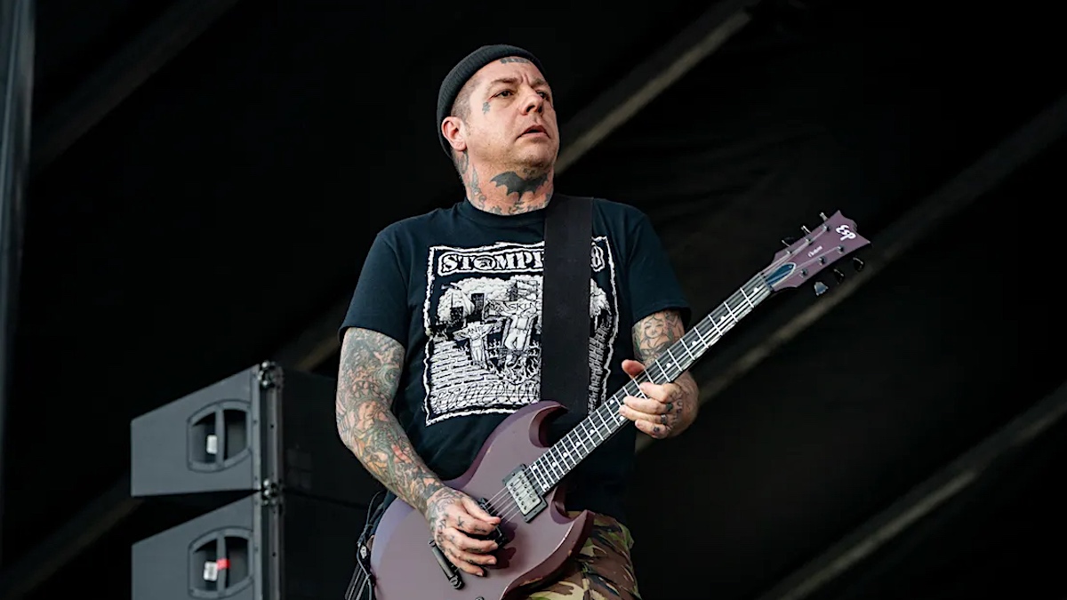 Lars Frederiksen de Rancid vend des guitares sur Reverb