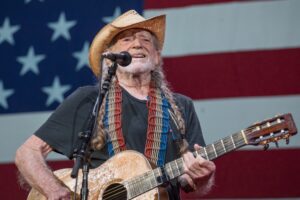 Willie Nelson jouera le concert du 50e anniversaire d'Austin City Limits