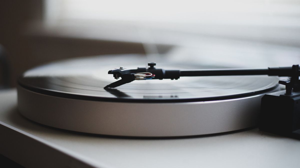 Les ventes de vinyles ont chuté de 33 % en 2024