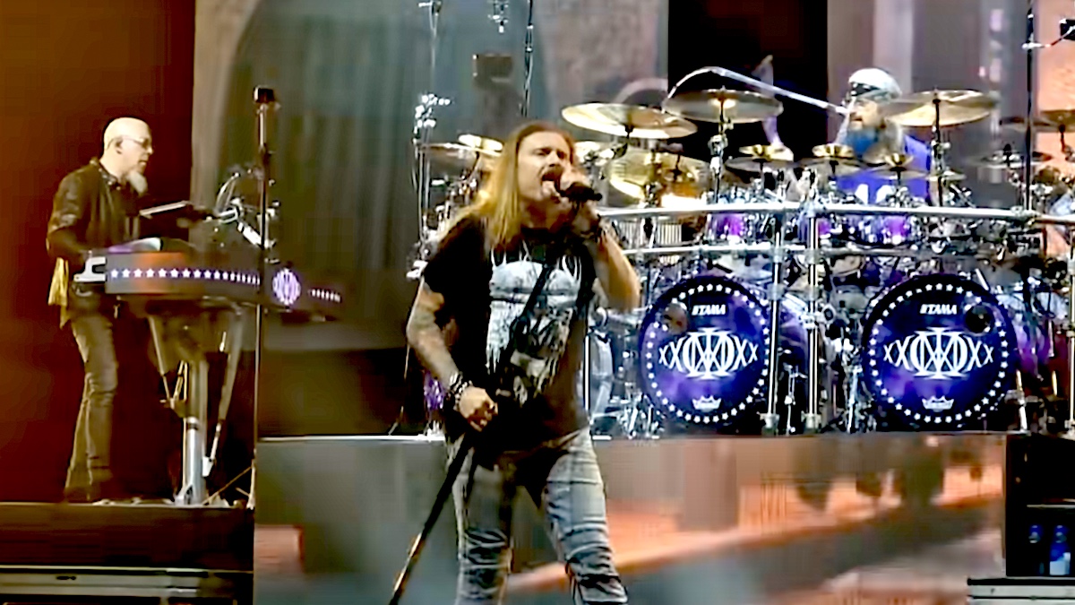 Dream Theater joue son premier spectacle avec Mike Portnoy en 14 ans