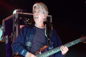 Le bassiste et co-fondateur de Grateful Dead avait 84 ans