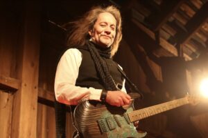 Le guitariste Jake E. Lee « se porte bien » après le tournage