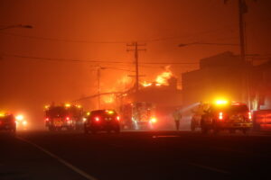 La Recording Academy promet 1 million de dollars pour soutenir les musiciens touchés par les incendies de forêt à Los Angeles