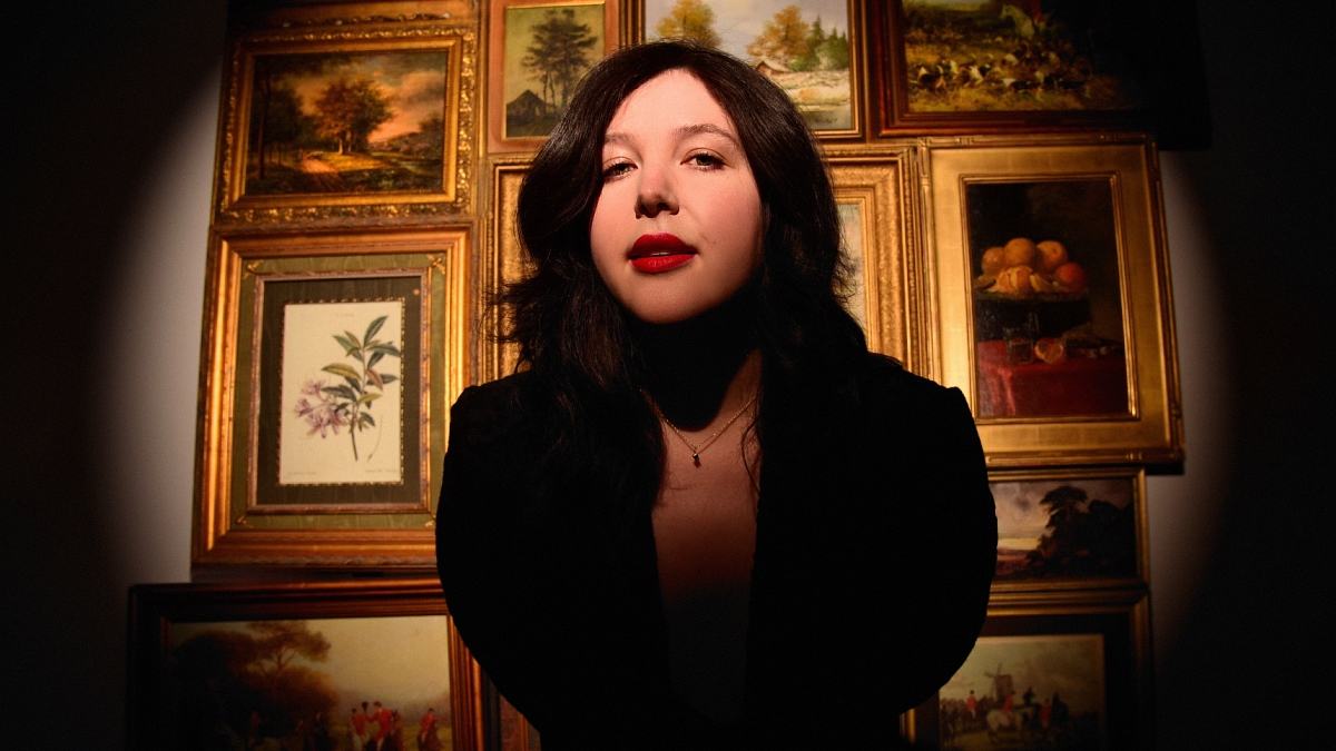 Lucy Dacus annonce un nouvel album Forever Is a Feeling et une tournée