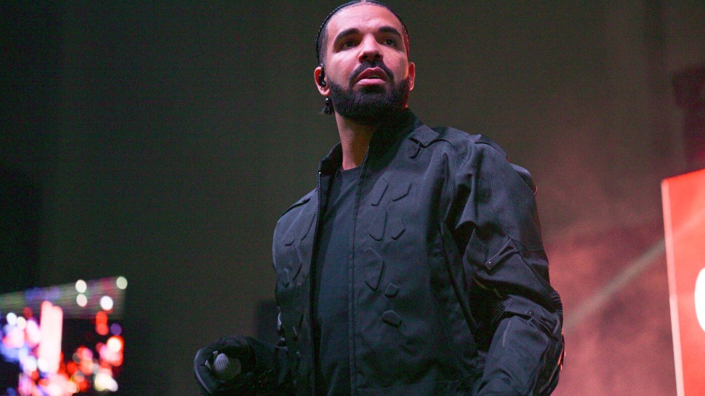 Un nouveau procès contre Drake affirme que son label a poussé la dissidence de « Not Like Us » à le diffamer : NPR